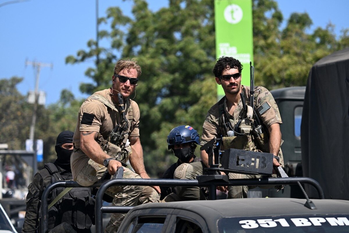 Marines de Estados Unidos reparan el puerto de La Guaira tras sismos en Venezuela