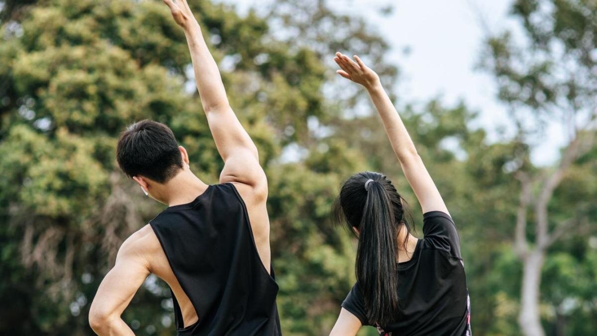 ¿Mañana o noche? La mejor hora para hacer ejercicio y evitar lesiones, según la ciencia