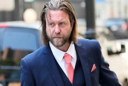 Carl Rinsch, director de 47 Ronin, recibe condena por fraude contra Netflix