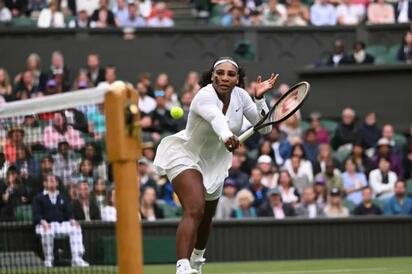 Serena Williams regresa a Wimbledon y cae ante Maya Joint