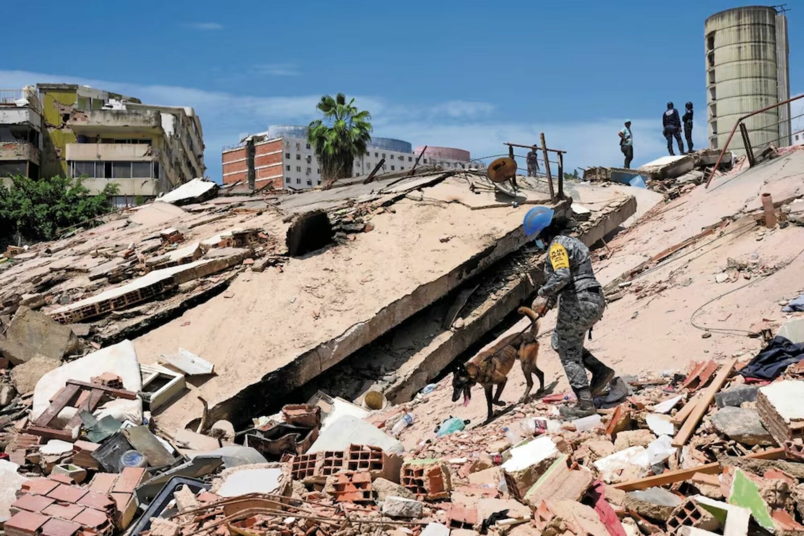 OMS teme brotes de enfermedades tras terremotos en Venezuela