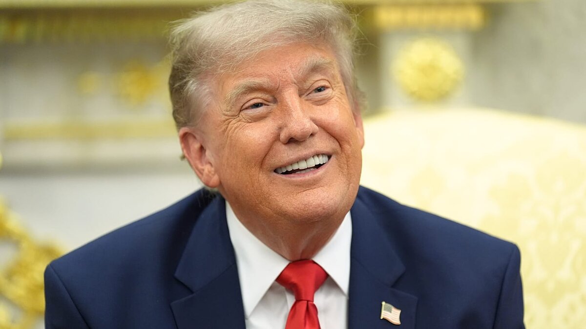 Trump afirma que negociaciones entre Estados Unidos e Irán avanzan “muy bien”