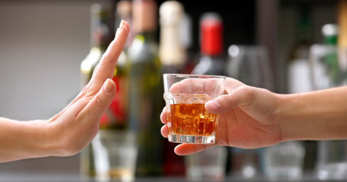 Detecta CRT aumento de mercado negro de alcohol en plataformas digitales