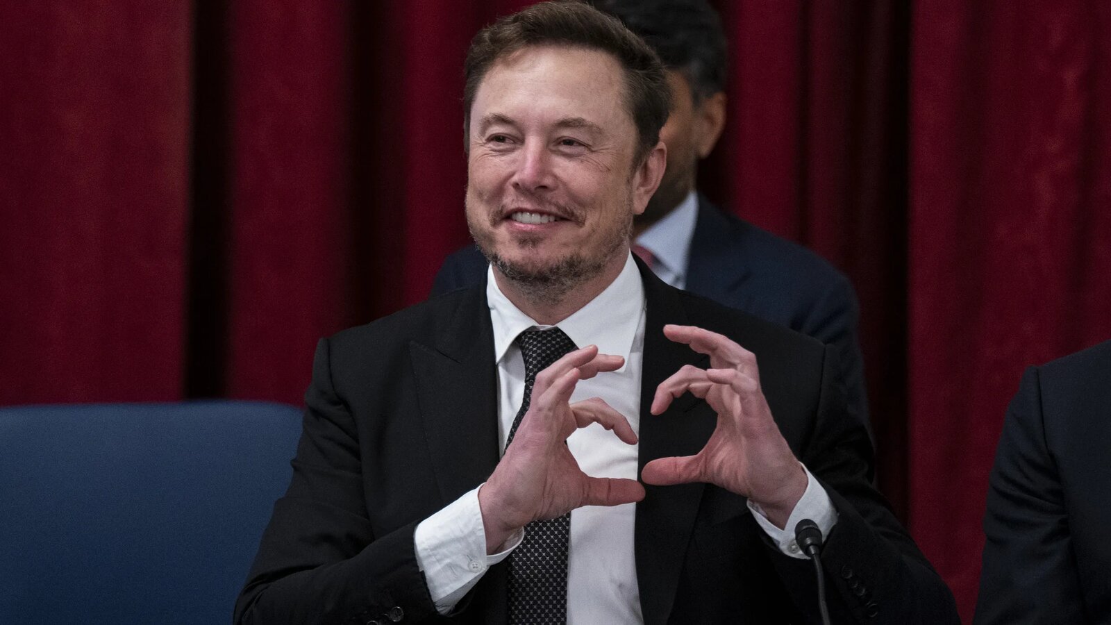 Elon Musk pierde estatus de billonario tras caída de SpaceX