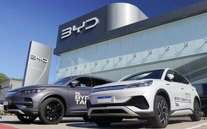 BYD se perfila para superar a Tesla en ventas de autos eléctricos