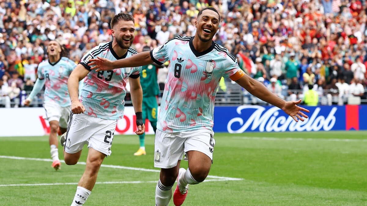 Bélgica remonta en tiempo extra y elimina a Senegal del Mundial