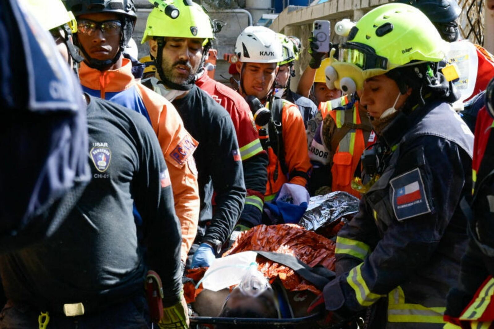 Sobreviviente de los terremotos en Venezuela es localizado con vida después de 8 días