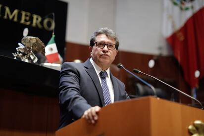 Ricardo Monreal reta a EU a presentar pruebas por acusaciones de huachicol fiscal