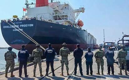 Sancionan empresas mexicanas por contrabando de combustible