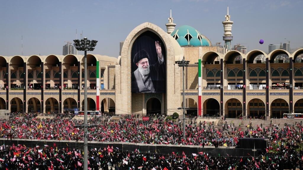 Representantes de Hamás y Hezbolá asisten al funeral de Alí Jamenei en Irán