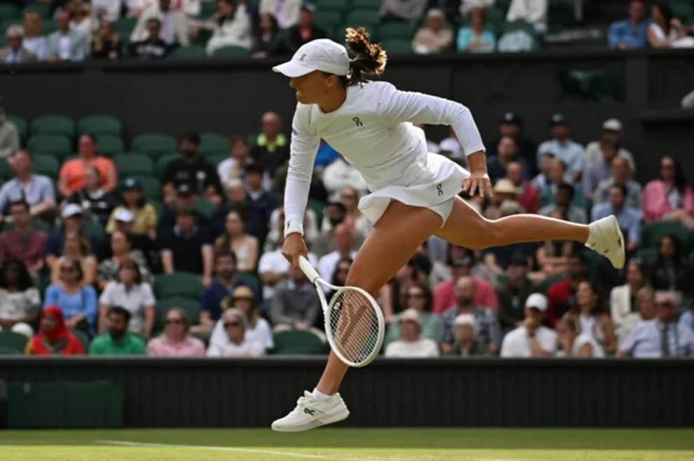 Iga Swiatek, actual campeona, cae en tercera ronda de Wimbledon