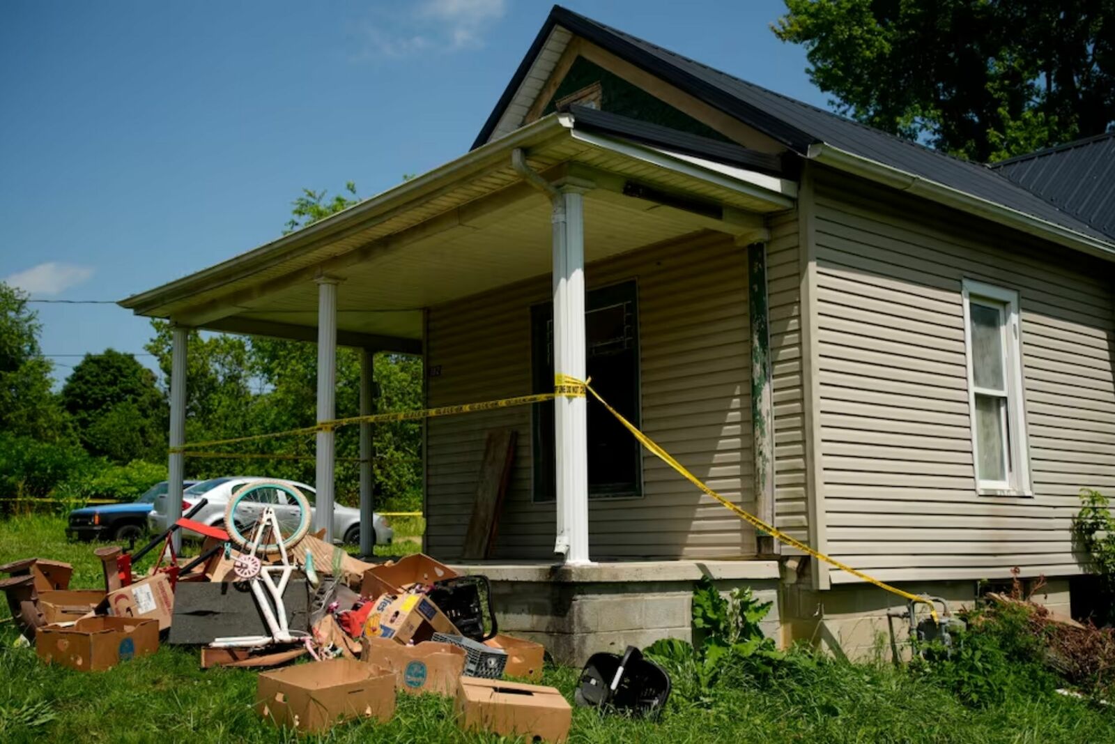 Rescatan a 16 niños en Ohio; detienen a padres y abuelos por maltrato