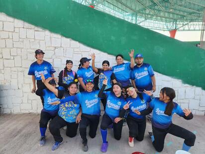 Reportaje: Mario de León transforma vidas con el softbol