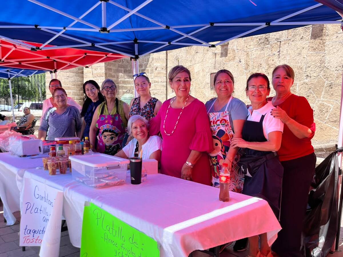 Bertha Alicia Rentería busca la corona de las fiestas patronales para fortalecer a la parroquia Santiago Apóstol