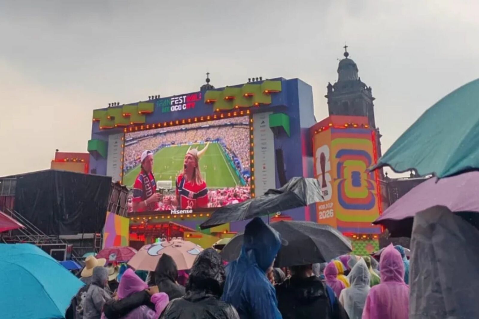 Tormenta eléctrica interrumpe el Fan Fest previo al México vs Inglaterra