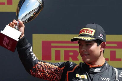 El piloto mexicano Rafael Villagómez brilla en Silverstone