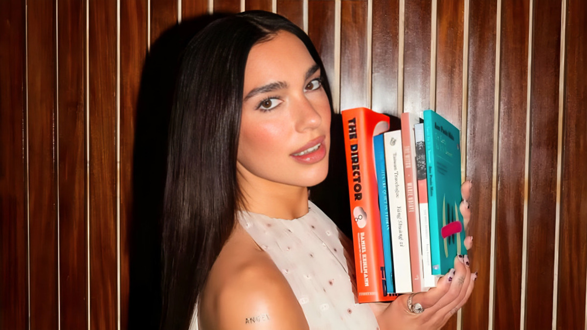 Dua Lipa inaugura proyecto literario contra la censura en Oporto