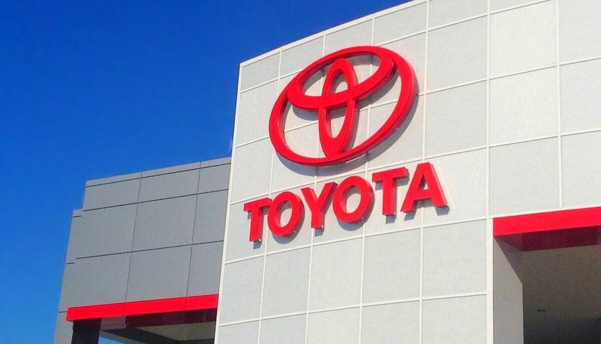 Toyota confirmó que trasladará parte de la producción de Tacoma a Estados Unidos, mientras analiza el futuro de su planta de Tijuana hacia 2030.  La Secretaría