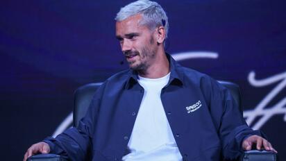 Griezmann llega a Orlando y elogia a Vela como su inspiración