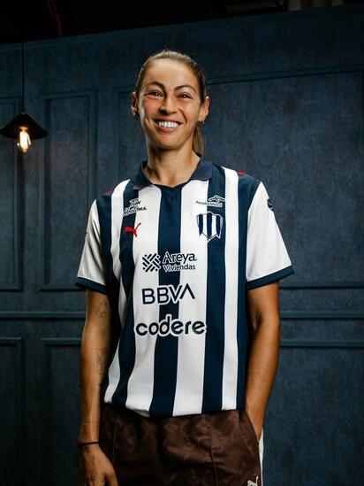 Monterrey presenta nuevo uniforme con lema 'El Monterrey nos une'