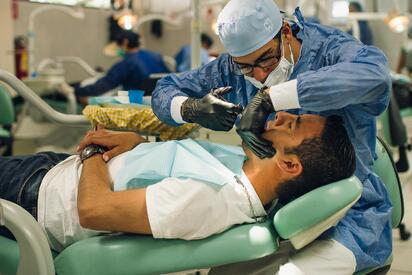 Clínica Dental de la UAdeC brinda consultas y tratamientos odontológicos en Torreón