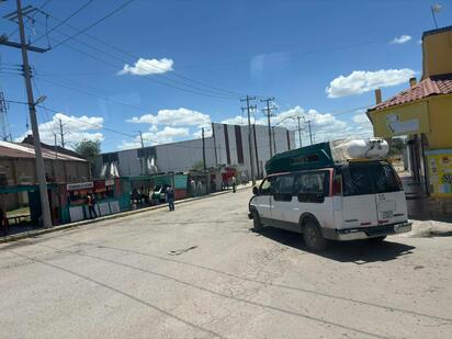 Combis de Nueva Rosita reducen unidades por baja demanda de pasajeros