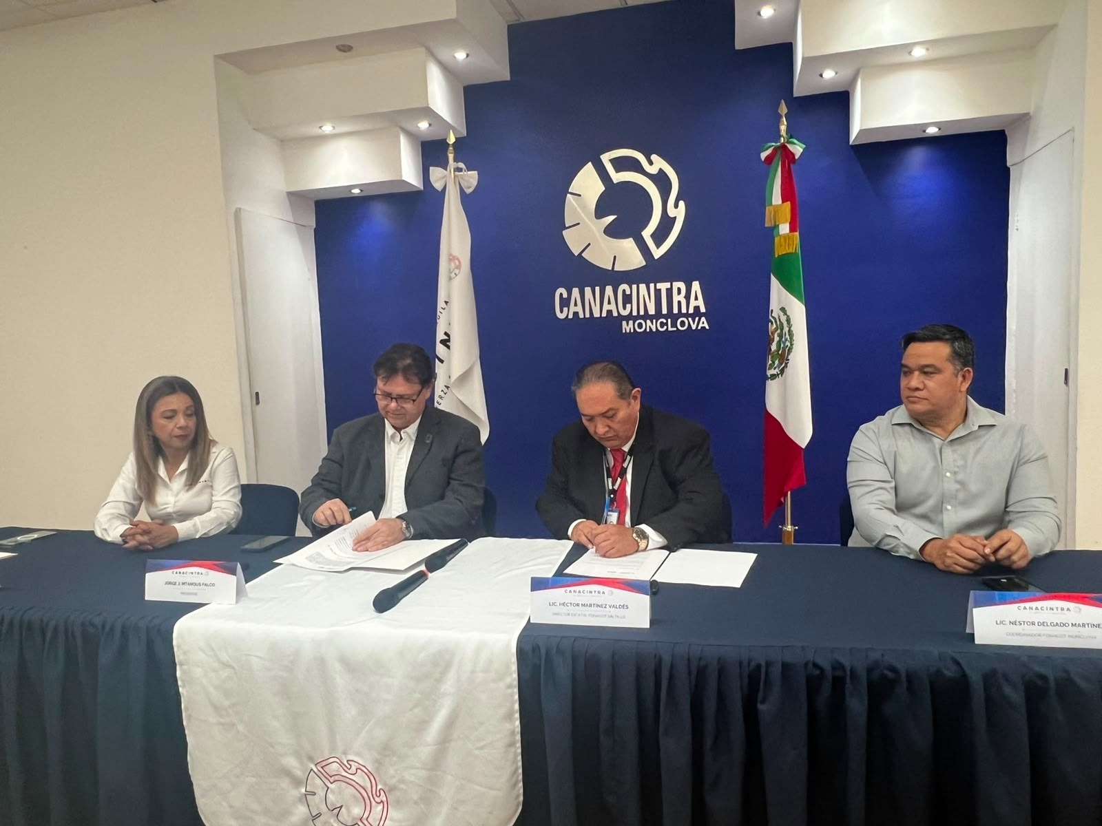 CANACINTRA y FONACOT impulsan créditos laborales