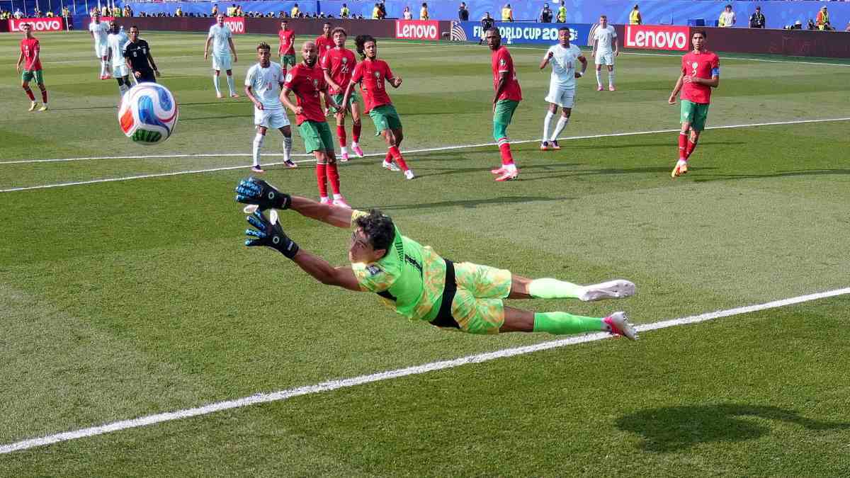 Francia vence 2-0 a Marruecos y está en semifinales del Mundial
