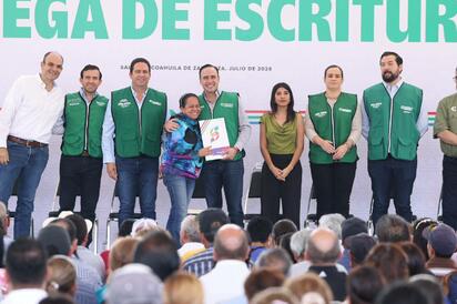 Manolo: iniciamos la entrega de miles de escrituras para todo Coahuila