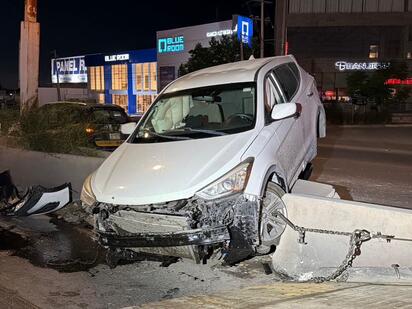Choque múltiple provoca cierre vial en el bulevar Nazario Ortiz Garza de Saltillo