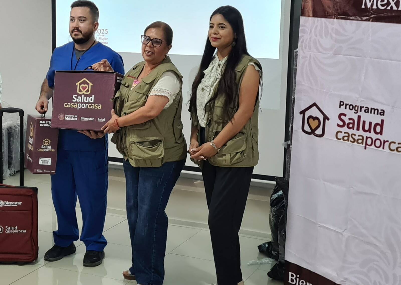 Refuerzan promoción de atención psicológica con recorridos en colonias de la Región Norte