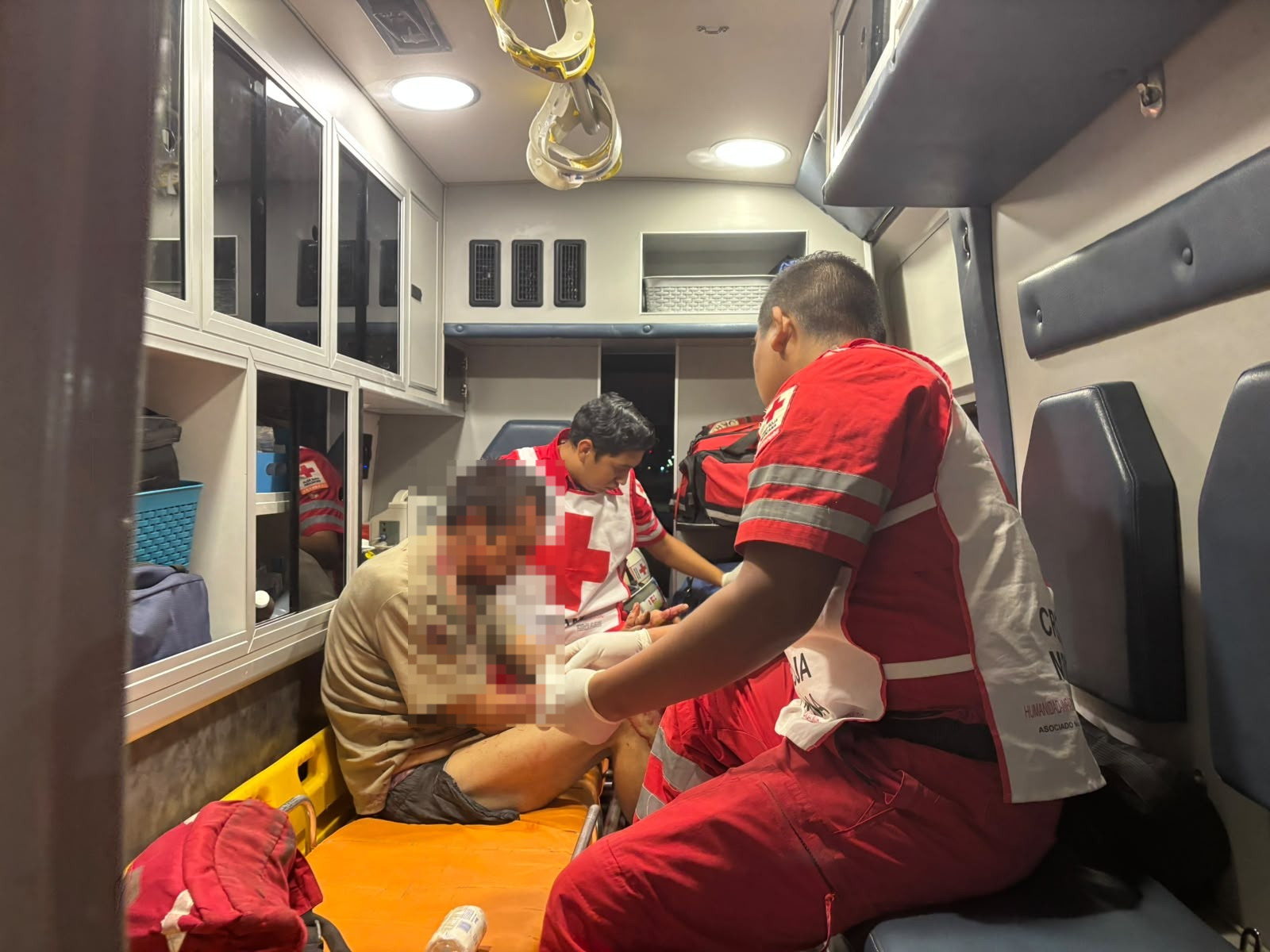Hombre es hospitalizado tras presunta sobredosis de medicamento en la Obrera Norte