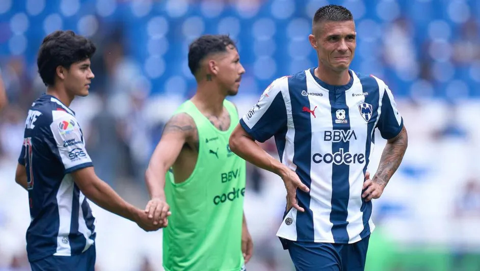 Rayados cierra pretemporada con derrota ante Sporting FC