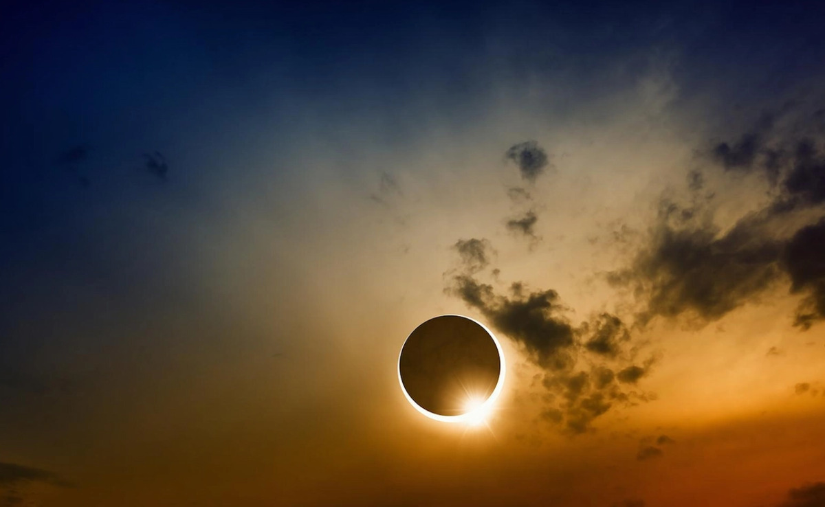Comienza la cuenta regresiva para el eclipse que oscurecerá España en agosto