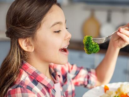 Un estudio global revela que niños de todo el mundo omiten frutas y verduras