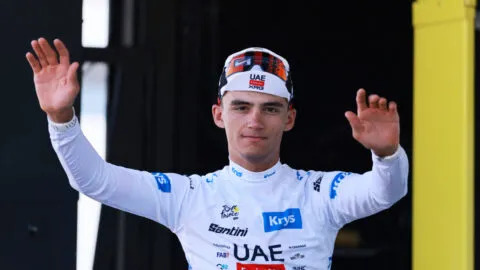 Van der Poel gana en Ussel; Del Toro sigue líder de los jóvenes