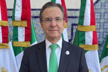 México apuesta por más comercio en Europa; Moctezuma inicia labores como embajador