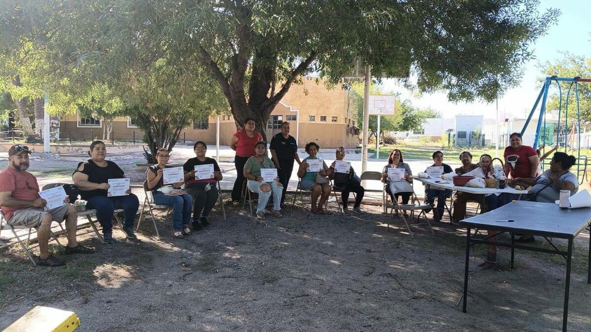 Clausuran curso de Dulces Regionales fortaleciendo tradiciones, talento y oportunidades en Nueva Rosita