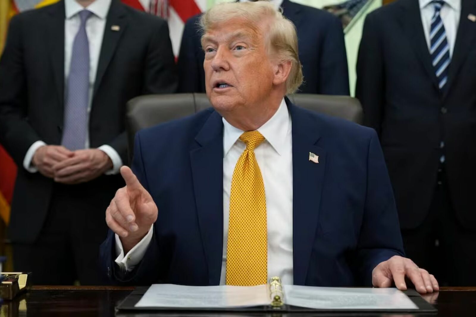 Trump investiga posible almacenamiento de drones iraníes en Cuba