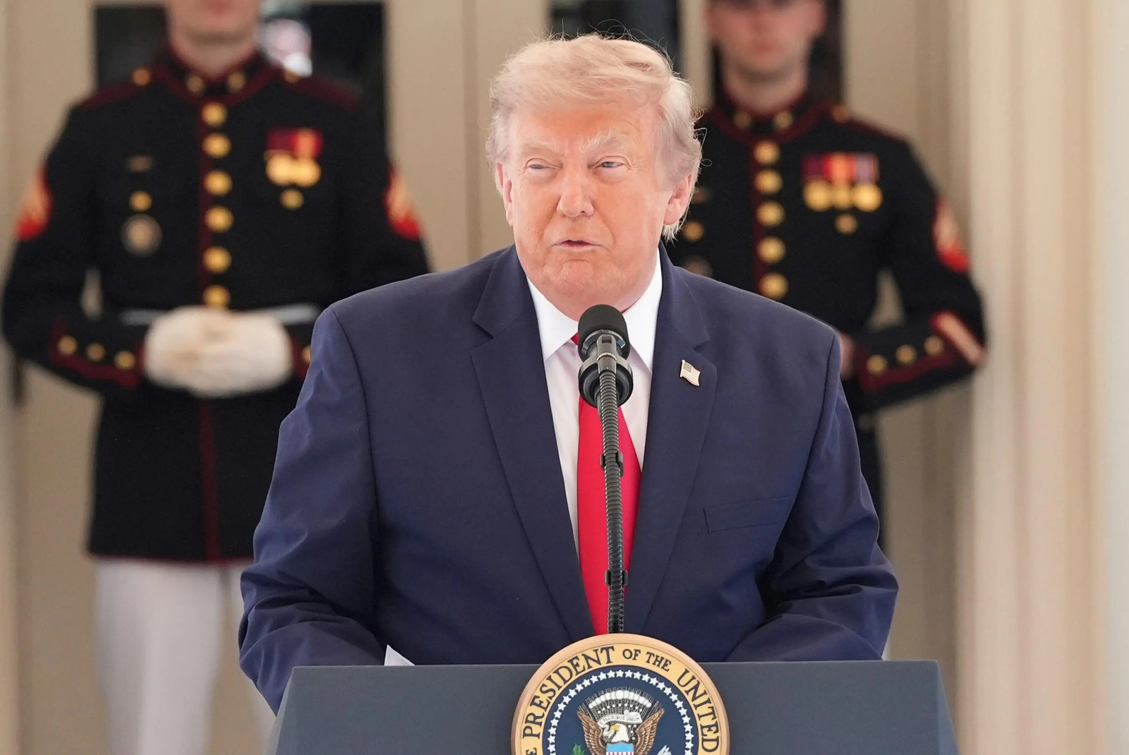 Trump retira propuesta de cobrar peaje en el estrecho de Ormuz
