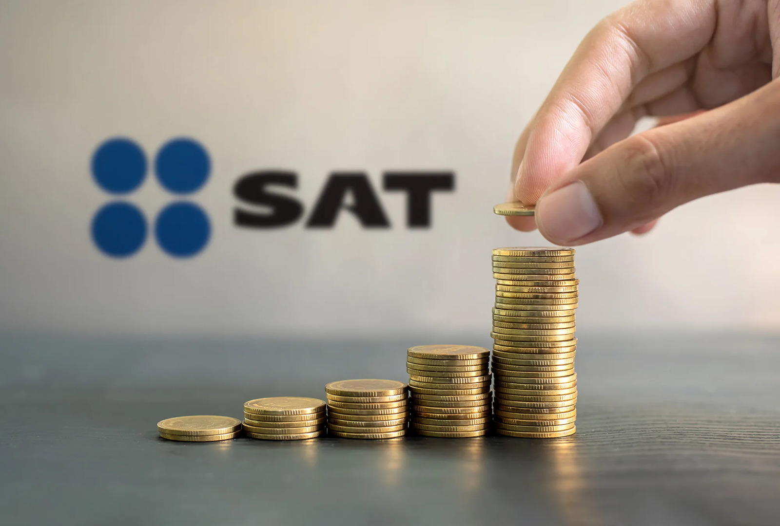 SAT recauda casi 3 billones de pesos en el primer semestre