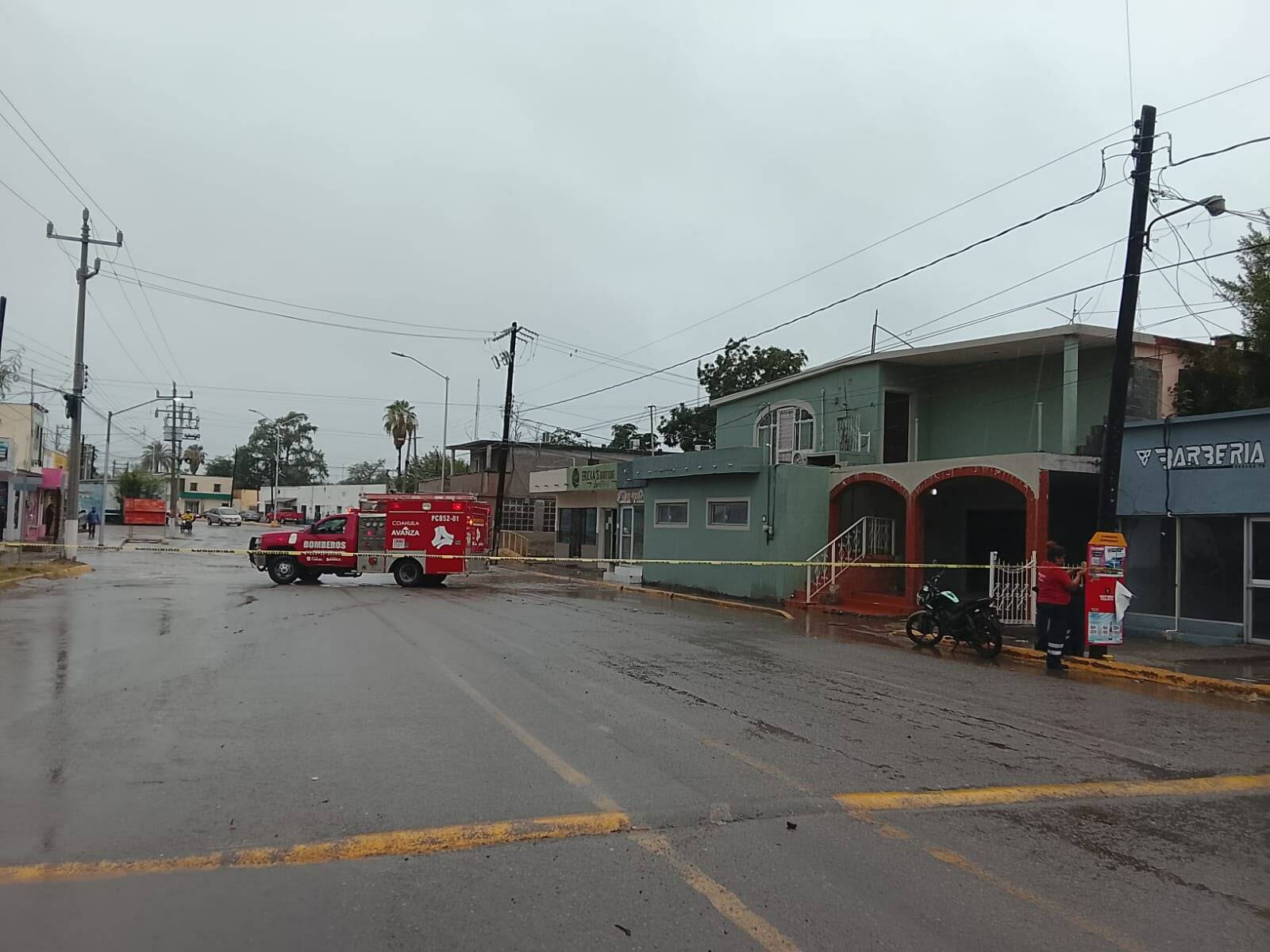 Cierran vado del bulevar Hidalgo en Palaú por fuertes lluvias preventivamente