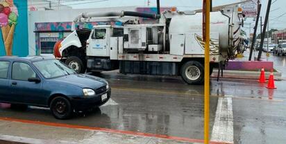 Falla en unidad Vactor de SIMAS exhibe rezago operativo