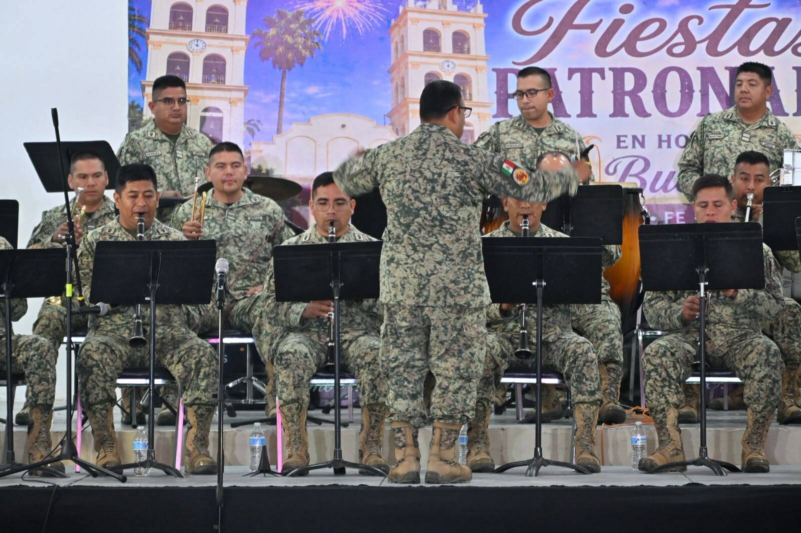 Banda de música del Ejército Mexicano enaltece los festejos del santo patrono San Buenaventura