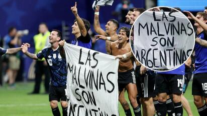 La FIFA podría multar a Argentina por el mensaje político de 'Las Malvinas son argentinas'
