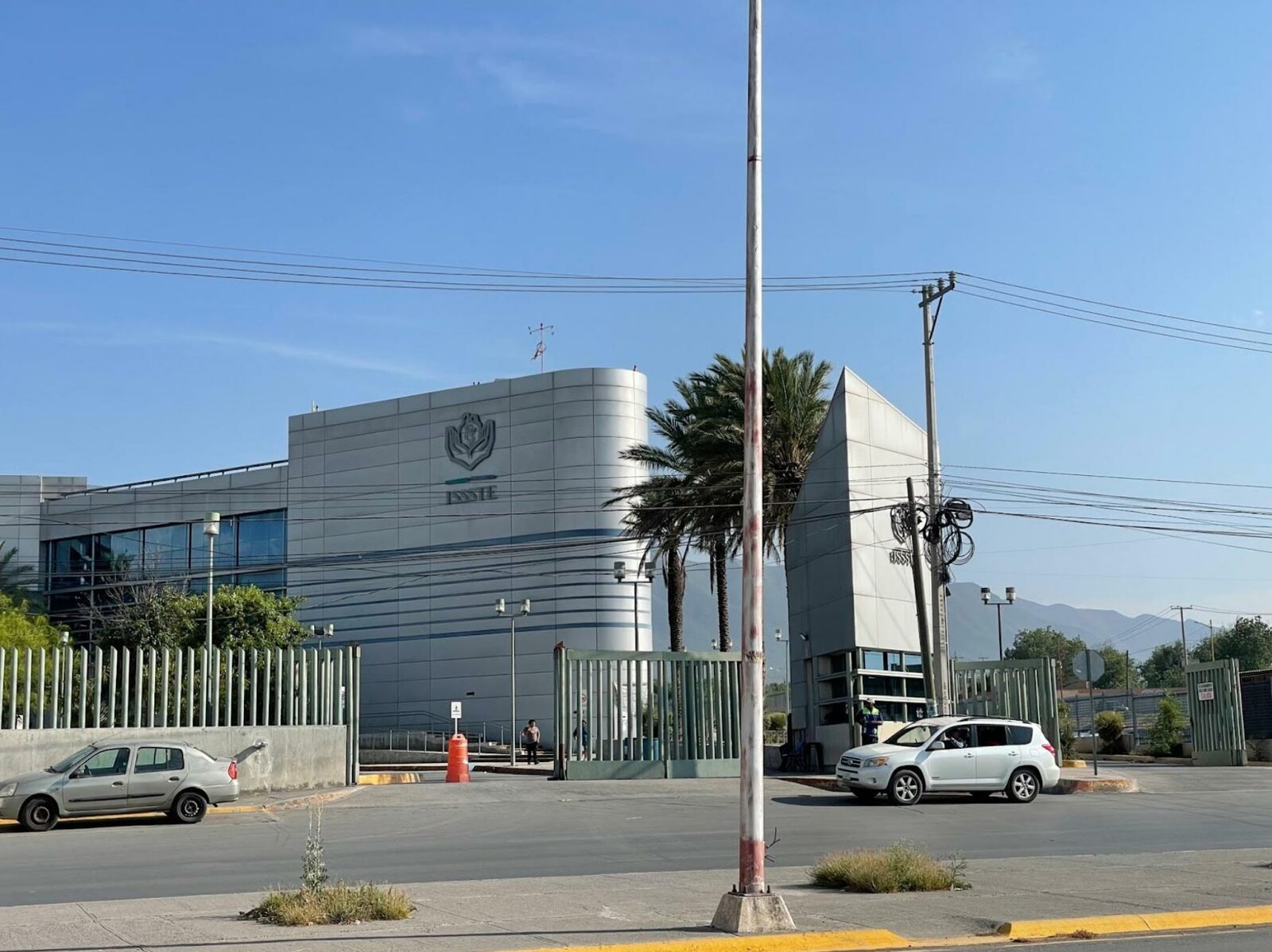 ISSSTE Saltillo refuerza medidas por COVID-19