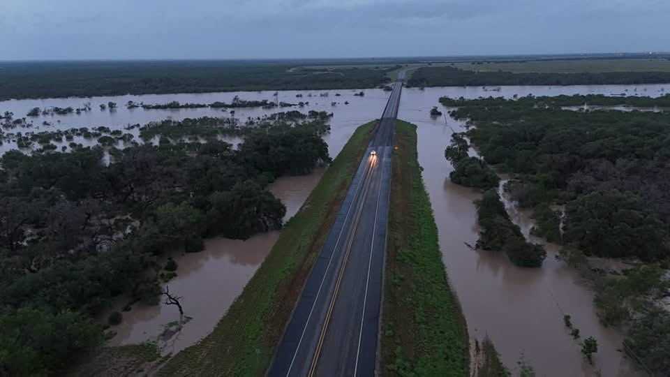 Texas: El cierre fue implementado alrededor de las 4:47 de la mañana, como medida preventiva.