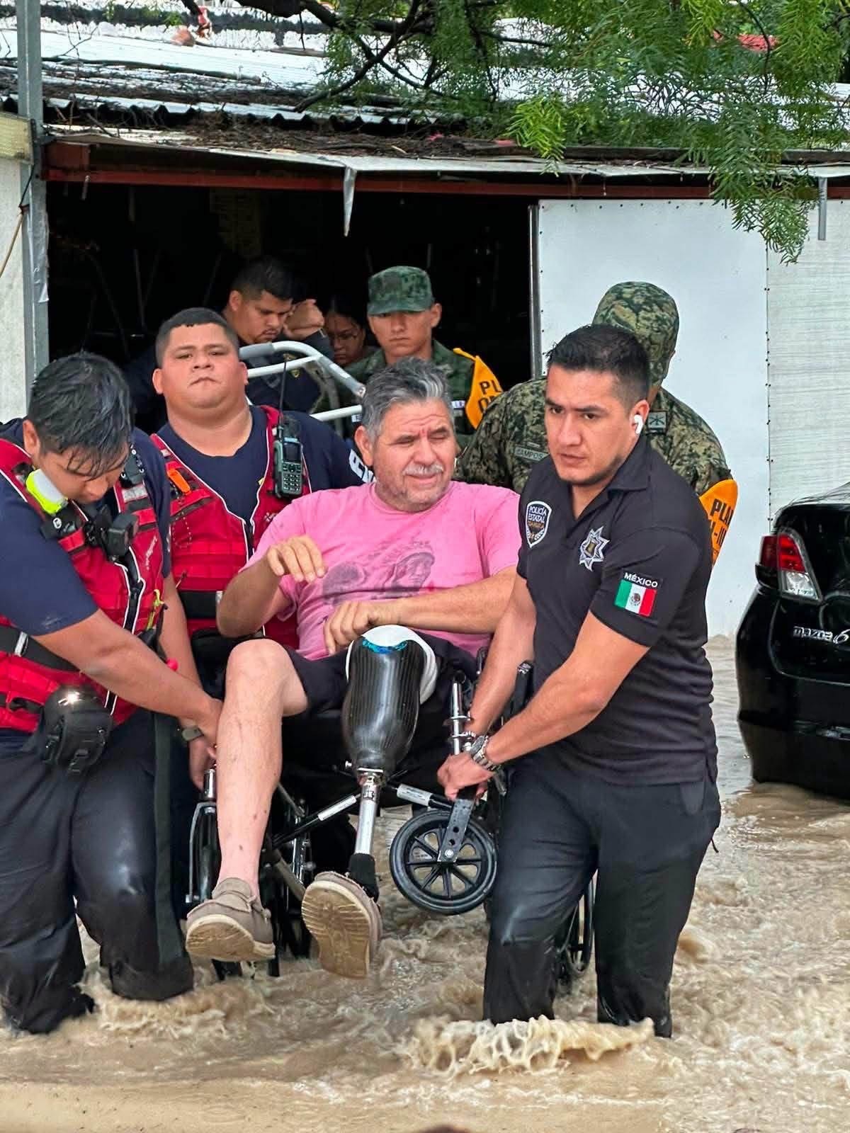 Policía Civil atiende reportes por inundaciones en Ciudad Acuña