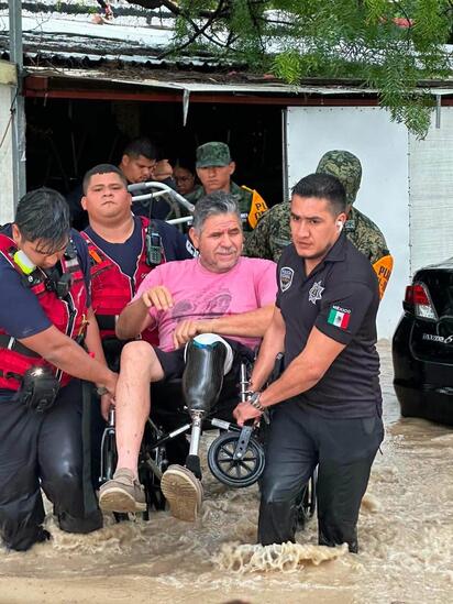 Policía Civil atiende reportes por inundaciones en Ciudad Acuña