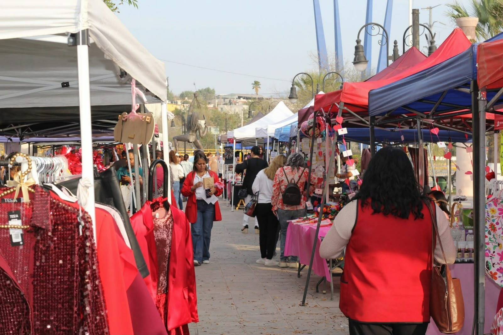 Invitan a disfrutar nueva edición del Mercadito Emprendedor